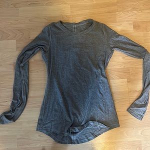 grey long sleeve lulu top
